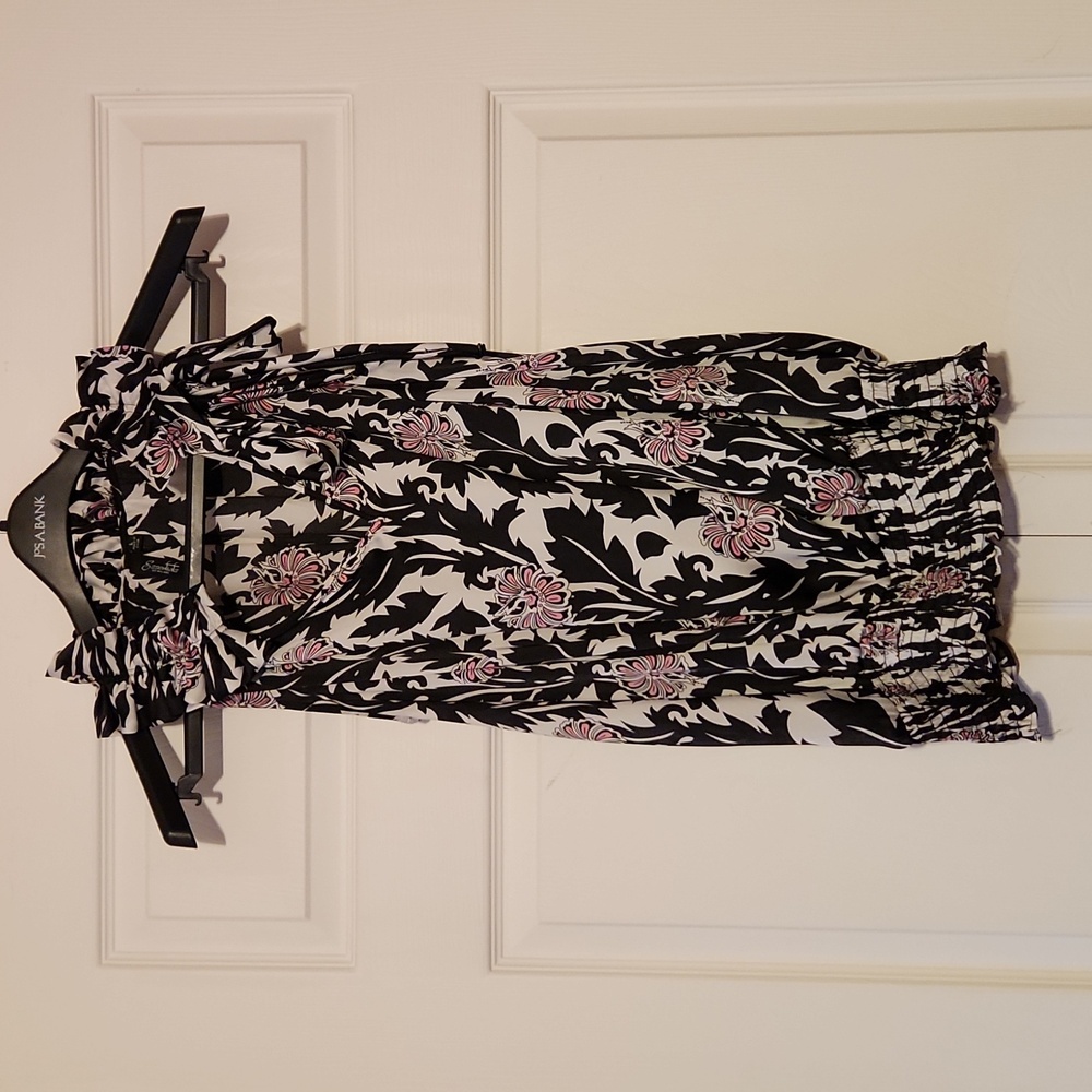 Silky Ruffle Neck with Tie Sleeveless Blouse - Black & White Floral Pattern - L